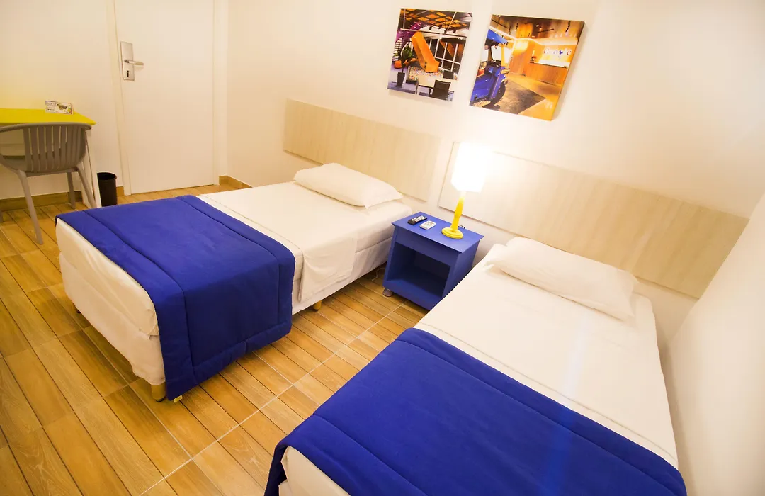 Hotel Villa Smart-1